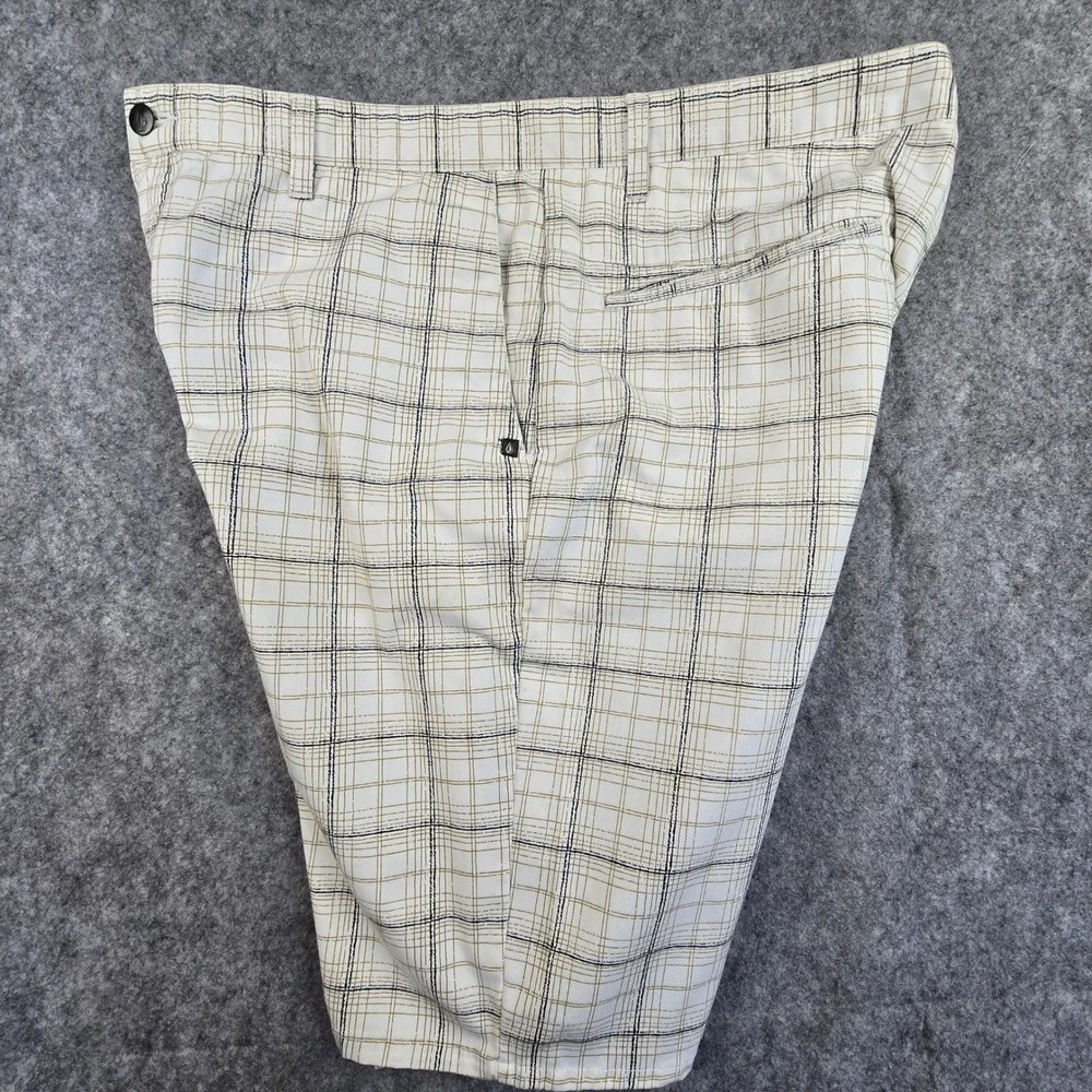Volcom Vmonty Shorts Mens 38 White Plaid Regular Fit Skate Chino Short